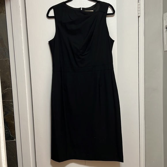 Little Black Dress - Picture 4 of 6